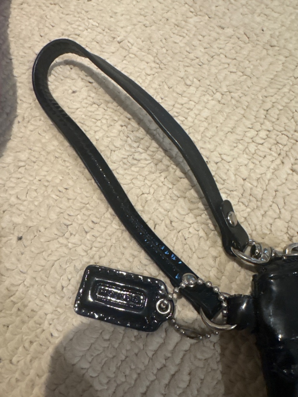 Coach logo wristlet - Picture 3 of 3